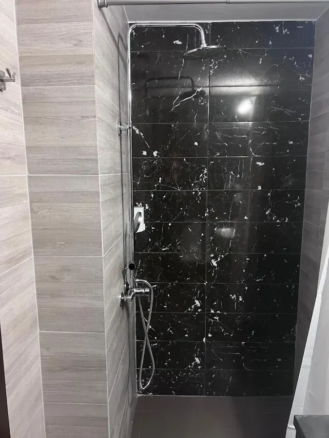 Jacuzzi Suites 2 Thessaloniki 0*,  Greece
